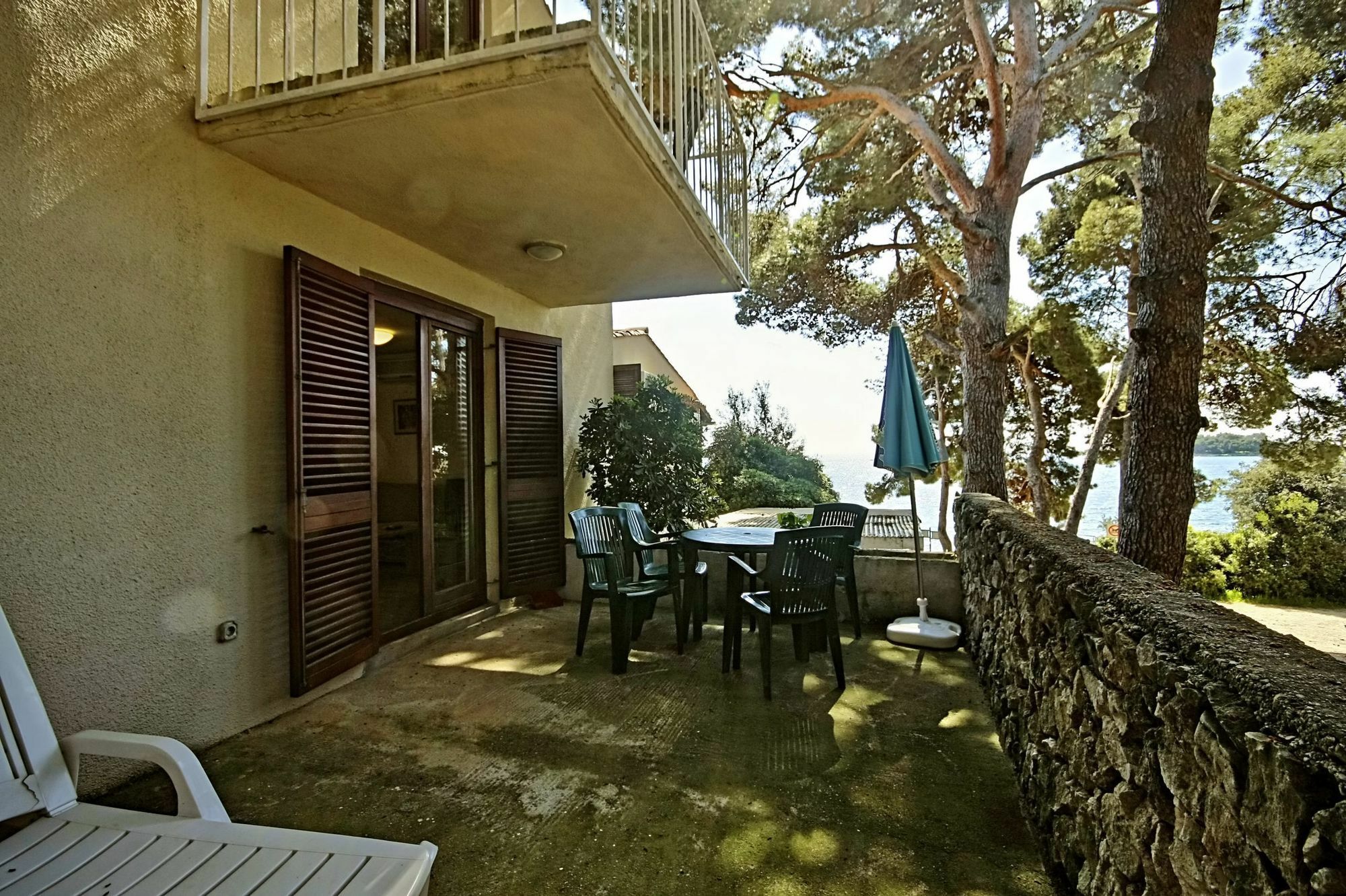 Al Mare Apartments Ровинь Экстерьер фото